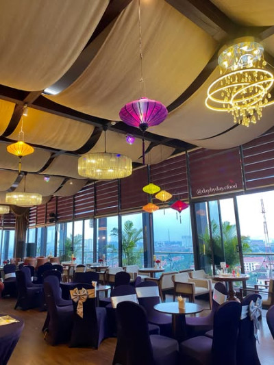 Century 14 Bar
