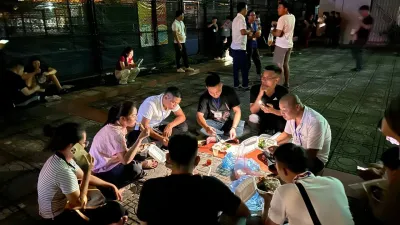 가상토지열풍:경매가 '이슈'된 후 사람들은 왜곡된 게임에 갇혀 있다